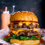 N&N Burger เพชรเกษม67