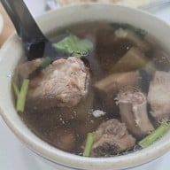 เมนูของร้าน ข้าวมันไก่โกหย่ง ไหหลำ สนามบิน