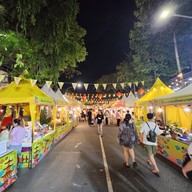 บรรยากาศ ร้านประกายไฟ suki & craft ร้านประกายไฟ suki & craft