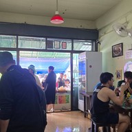 บรรยากาศ ข้าวซอยป้าเยาว์