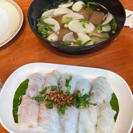Park more ก๋วยเตี๋ยวปากหม้อ เจ้กบ