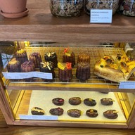 เฟิร์สเดทฟาร์ม The Circle Ratchaphruek