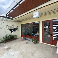 balllly.cafe -