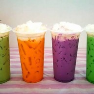 กะเพรา. ลูกชิ้นปิ้ง. นายท็อป 🍢🍢