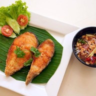 กินข้าวกินปลา