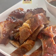 นายแอร์ หมูจุ่ม กัลปพฤกษ์