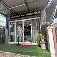 HANDSOME MAN BARBER SHOP