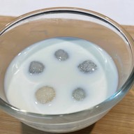 บัวลอย ขนมหวาน หลานกะธิ The camping ground