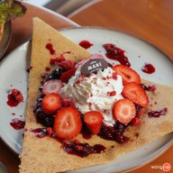 MARI CREPE AND COFFEE ROASTER Ekkamai 10