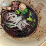 ก๋วยเตี๋ยวเรือข้ามคลอง เจ้าเด็ดคลองสาม