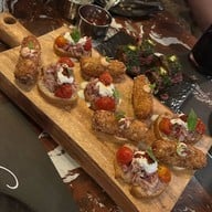 Cocotte Farm Roast & Winery พร้อมพงษ์