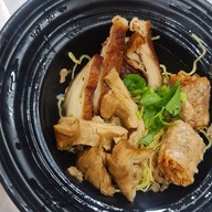 เมนูของร้าน ยู้ ลูกชิ้นปลาเยาวราช เยาวราช