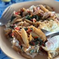 ครัวเจ๊นิด กะเพราปูบ้านนาเก่า