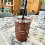 เมนูของร้าน Sweetless Cafe - Matcha & Coffee Empire Tower