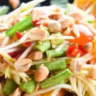 ยำพี่เรือ ส้มตำ ยำ ตลาดสดศุภฤกษ์