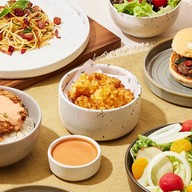 KHAO CAFE & EATERY KHAOYAI