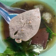 เมนูของร้าน โจ๊กหมูเอกชัย ( เจ้าแรกในซอยเทศบาล 8 ขายมานานกว่า 20 ปี )