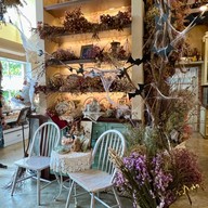 Chuen floral home cafe