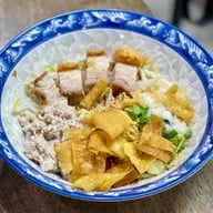 เฮียจู๋ ก๋วยเตี๋ยวต้มยำหมูบะช่อ สาขาบรรทัดทอง บรรทัดทอง