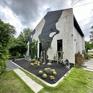 Yoo Kab Kong Cafe’ - อยู่กับก๋ง คาเฟ่