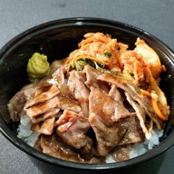 ปลื้มcoffee ติ่มชำ&กระเพรา&เบอร์เกอร์