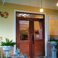 Bunny Hole Cafe บ้านโพรงกระต่าย