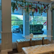 Gallery Lake View Hotel