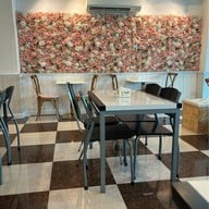 Gallery Lake View Hotel