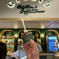 Grazia Gelato & Coffee Central Chidlom