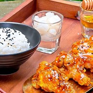 ไก่ต๊าก Korean Fried Chicken