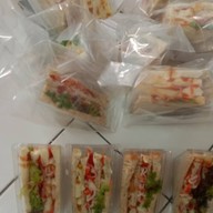 ร้านขายน้ำ T&p  ชา กาแฟ  น้ำผลไม้ ☕ เพิ่มสิน 20 แยก 20 ติดกับเซเว่นตรงข้ามตลาดตึกเขียว