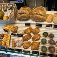 Beyond Bread สุขุมวิท 24