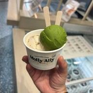 Molly Ally Molly Ally ลาดพร้าว