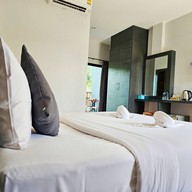 Hillside Boutique Hotel