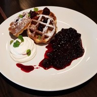 เมนูของร้าน Caishen Cafe Kasetnawamin Road