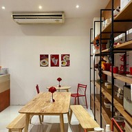 ตั้งใจปัง นมสด ขนมปังปิ้ง