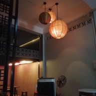 บรรยากาศ 咕噜  Gūlū ร้านกู้ลู่