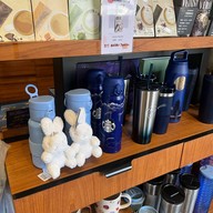 Starbucks Bangka Shop