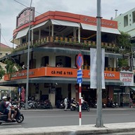 Cafe Hoàng Tuấn (Ngã 6)