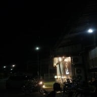 หน้าร้าน April's Brasseries -