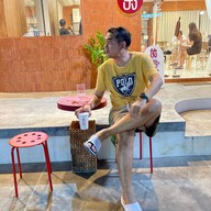 ตั้งใจปัง นมสด ขนมปังปิ้ง