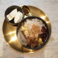 เมนูของร้าน 咕噜  Gūlū ร้านกู้ลู่