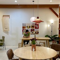 ตั้งใจปัง นมสด ขนมปังปิ้ง