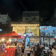 ร้านออนนี่ต๊อกบกกี อินดี้ปิ่นเกล้า