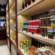 ชาตรามือ ไอคอนสยาม สาขา 2 ชั้น G