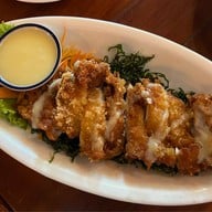 สามใบเถา