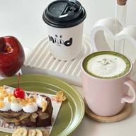 BE MOOD CAFE