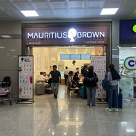 Mauritius Brown Gimhae Airport