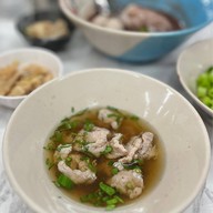 เมนูของร้าน ป.ประทีปก๋วยเตี๋ยวเรือ สาขายันฮี