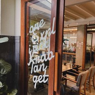 TAN CAFE TAN Cafe x Just Fine